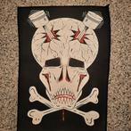 Mega grote stoffen patch batch doodshoofd met motorzuigers ., Ophalen of Verzenden, Zo goed als nieuw, Auto's