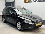 Volvo V50 2.4 D5 Summum Distributieriem Pas vervangen Multir, Gebruikt, 1436 kg, 179 pk, Zwart