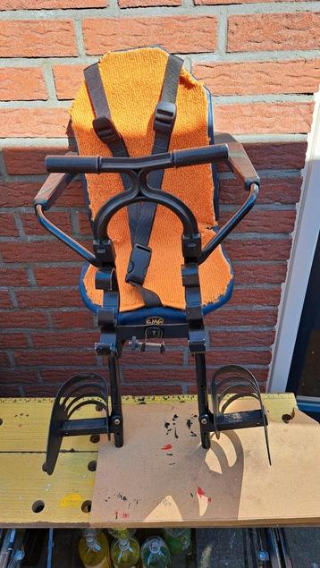 Fietsstoeltje voor aan het stuur beschikbaar voor biedingen