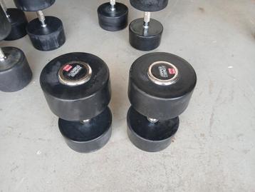 Hammer Strength Dumbbells 2x48kg beschikbaar voor biedingen