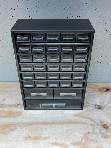 Ladekastje opberg werkplaats kleinmateriaal beschikbaar voor biedingen