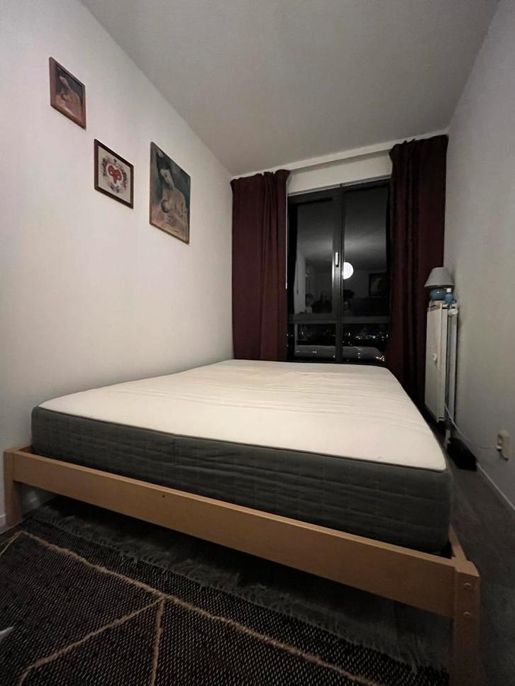 Ikea Bed 160x200 met lattenbodem en matras, Huis en Inrichting, Slaapkamer | Bedden, Gebruikt, Tweepersoons, 160 cm, 200 cm, Hout