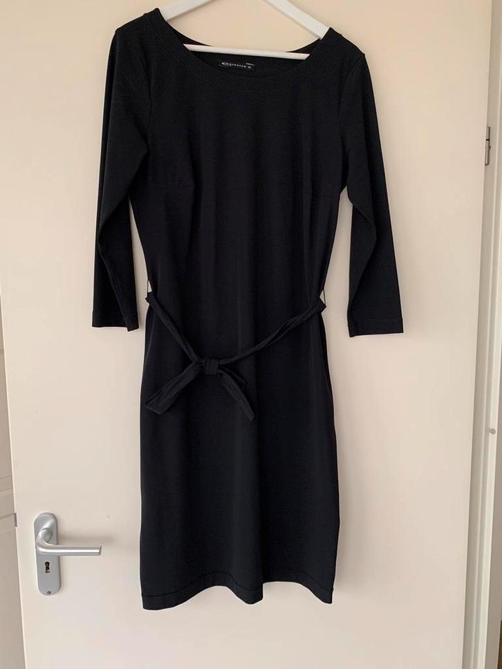 Expresso little black dress travelstof maat 40, Kleding | Dames, Jurken, Zo goed als nieuw, Maat 38/40 (M), Zwart, Ophalen of Verzenden