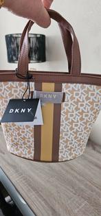 DKNY handtas, Sieraden, Tassen en Uiterlijk, Tassen | Damestassen, Handtas, Beige, Ophalen of Verzenden, Zo goed als nieuw