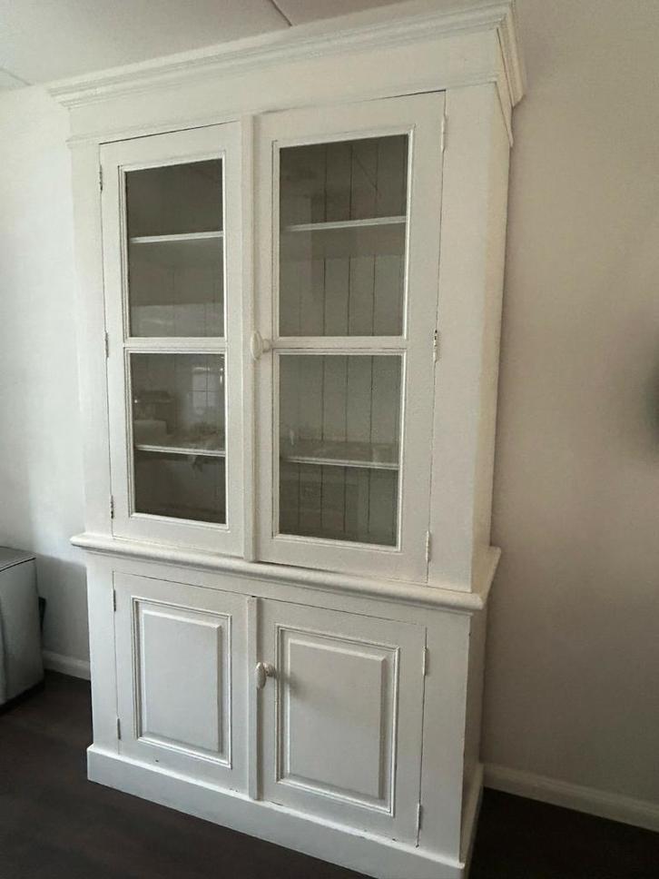 Prachtige witte buffetkast / landelijke vitrinekast, Huis en Inrichting, Kasten | Buffetkasten, Gebruikt, 200 cm of meer, 100 tot 150 cm