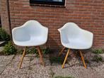 Twee witte kuipstoeltjes, Huis en Inrichting, Stoelen, Ophalen, Gebruikt, Wit, Twee
