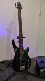 Basgitaar met versterker, Ophalen