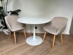 Ronde eettafel met 2 witte stoel, Huis en Inrichting, Tafels | Eettafels, Ophalen, Zo goed als nieuw, Rond, 100 tot 150 cm