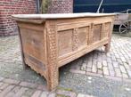 Antieke ruige eiken kist, gehavend, doorleefd, beschadigd., Gebruikt, 100 tot 150 cm, 50 tot 75 cm, Eikenhout