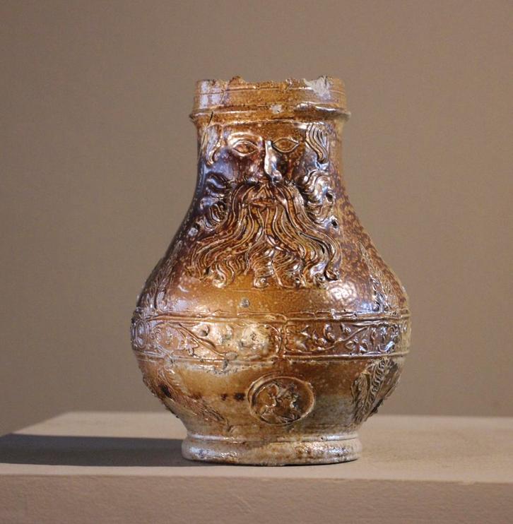 Bodemvondst - baardmankruik Frechen 16e eeuw, Antiek en Kunst, Antiek | Keramiek en Aardewerk, Ophalen of Verzenden