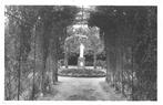 960061	Uden	Klooster	v d H Geest	1935	 Postzegel afgeweekt