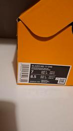 Hoge sneakers nike, Ophalen, Zo goed als nieuw