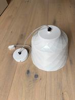 Witte hanglamp leuk voor kinderkamer, Ophalen of Verzenden, Zo goed als nieuw, Overige materialen