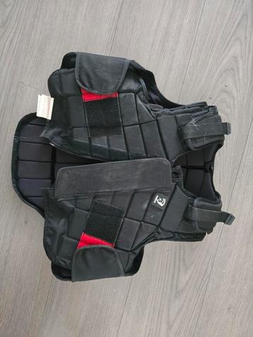 Bodyprotector maat XL kind beschikbaar voor biedingen