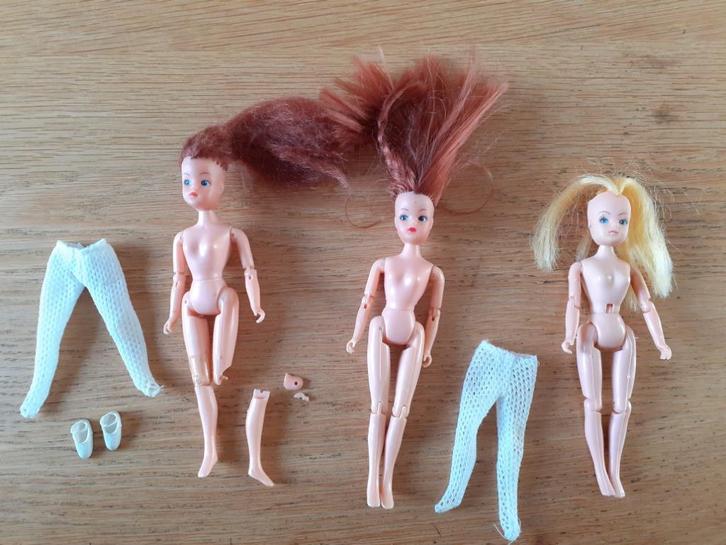 mini sindy barbie popjes debenhams, Verzamelen, Poppen, Gebruikt, Fashion Doll, Ophalen of Verzenden