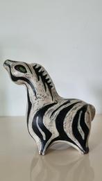 Zeldzaam zebra beeldje van keramiste Livia Gorka, Hungary, Ophalen of Verzenden