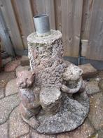 Droogmolen/parasolvoet van beton. 2 bevers met boomstam., Ophalen, Zo goed als nieuw, Beton, Fontein