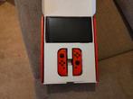Nintendo switch OLED Mario red edition met accessoires, Spelcomputers en Games, Spelcomputers | Nintendo Switch, Ophalen, Gebruikt