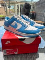 Nike Dunk Low “UNC” - EU 45, Kleding | Heren, Schoenen, Ophalen of Verzenden, Zo goed als nieuw, Blauw