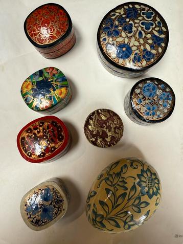 Antieke Handbeschilderde Doosjes  Set (8 stuks) beschikbaar voor biedingen