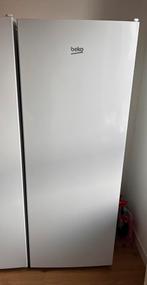 Koelkast BEKO 252L zgan, Witgoed en Apparatuur, Koelkasten en IJskasten, Ophalen, 200 liter of meer, Met aparte vriezer, 160 cm of meer