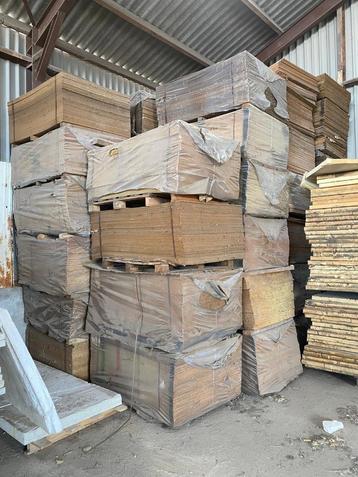 Grote partij houten plaatjes 1500x1000x10mm  beschikbaar voor biedingen