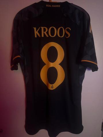 Real Madrid Uitshirt Kroos 23/24 - maat m beschikbaar voor biedingen