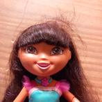 dora pop van 30 cm met mooi lang haar, Ophalen of Verzenden, Zo goed als nieuw, Babypop