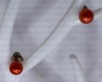ZILVERKLEURIGE PARELACHTIGE ORANJE / ROZE OORKNOPJES, Ophalen of Verzenden, Nieuw, Overige kleuren, Knopjes of Stekers