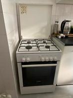 In goede staat gasfornuis met oven, Ophalen, 4 kookzones, Zo goed als nieuw, Gas
