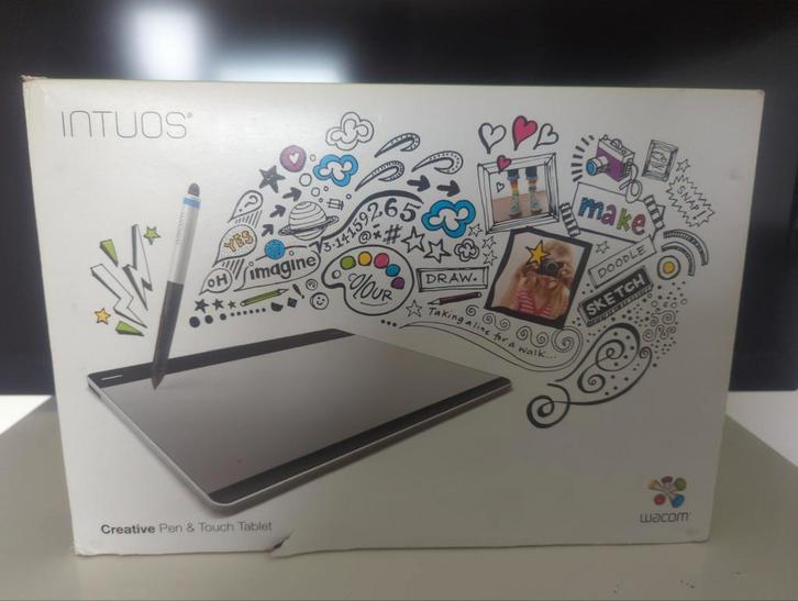 Wacom Intuos Pen&Touch M, Computers en Software, Tekentablets, Zo goed als nieuw, Ophalen of Verzenden