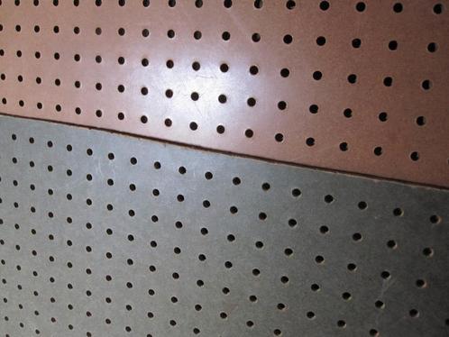 Geperforeerd hardboard platen (gaatjesboard) bruin en grijs, Doe-het-zelf en Verbouw, Platen en Panelen, Minder dan 20 mm, Ophalen