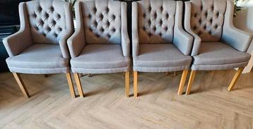4x eetkamer stoelen beschikbaar voor biedingen
