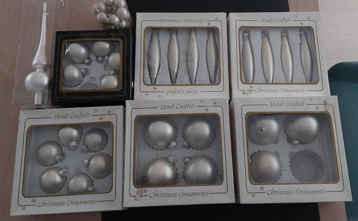 Kerstballen en piek, Diversen, Kerst, Zo goed als nieuw, Ophalen