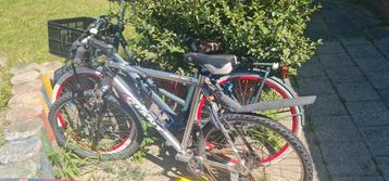2 opknap fietsen beschikbaar voor biedingen