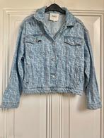 Ba&sh jeans jasje Raymond maat 1 (gedragen met M/L), Maat 38/40 (M), Blauw, Ophalen of Verzenden, Zo goed als nieuw