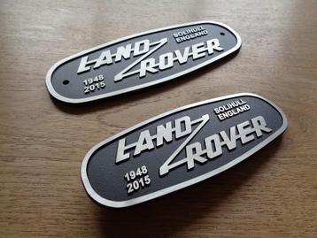 LAND ROVER Defender - Originele ADVENTURE / HERITAGE Badge  beschikbaar voor biedingen