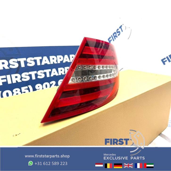 W204 C63 AMG ACHTERLICHT RECHTS A2048202764 FACELIFT LED ORI, Auto-onderdelen, Verlichting, Mercedes-Benz, Gebruikt, Ophalen of Verzenden