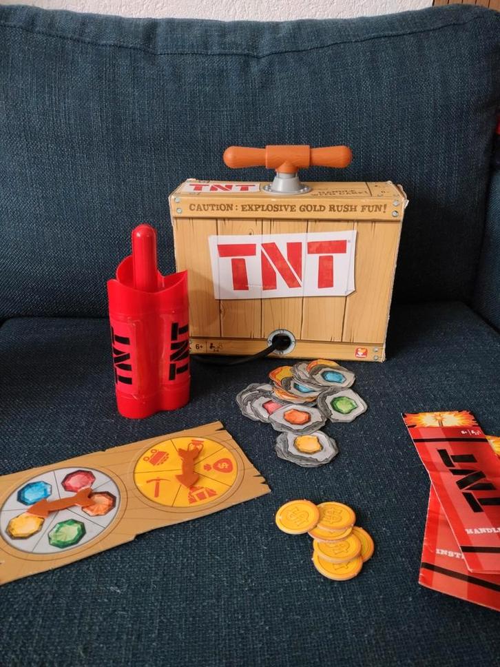 TNT actie spel. Heel leuk, Hobby en Vrije tijd, Gezelschapsspellen | Overige, Ophalen of Verzenden