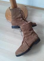 Bruine veterlaarsjes suede mt 38 van Miss Behave, Bruin, Verzenden, Lage of Enkellaarzen, Nieuw