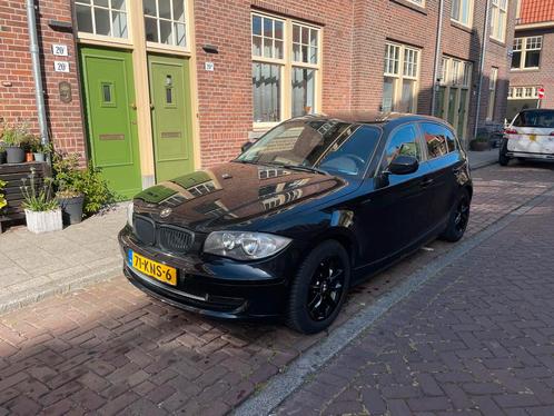 BMW 1-Serie 2.0 116I 5DR 2010 Zwart, Auto's, BMW, Particulier, 1-Serie, ABS, Adaptieve lichten, Adaptive Cruise Control, Airbags
