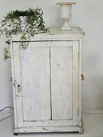Bijzondere witte brocante Franse boeren kast, Ophalen, Gebruikt
