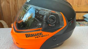 Stoere Blauer. HiTech Systeem helm maat S (55/56) beschikbaar voor biedingen