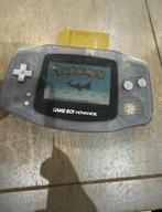 Oude vintage Nintendo Gameboy Advance + Pokémon spel, Spelcomputers en Games, Spelcomputers | Nintendo Game Boy, Ophalen of Verzenden