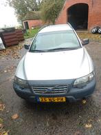 Volvo XC70 2.5 T AWD Geartronic 2004 Grijs, Auto's, Automaat, 1800 kg, 1715 kg, XC70