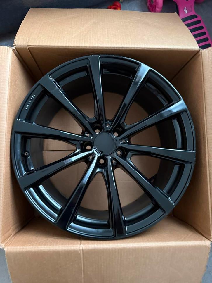 20 inch 5x112 Audi Q5 / VW Touareg / Mercedes GLC velgen, Auto diversen, Wieldoppen, Zo goed als nieuw, Ophalen of Verzenden