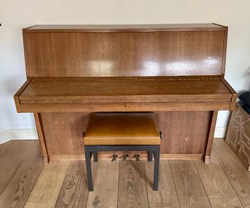 Te koop Rippen piano beschikbaar voor biedingen