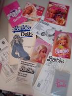 Vintage barbie foldertjes boekje mattel dolls poppen toys, Verzamelen, Poppen, Verzenden, Accessoires