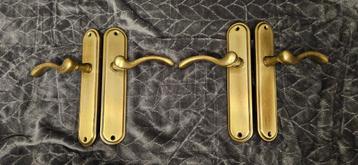 Vintage deurklinken met deurschilden ( 2 sets) beschikbaar voor biedingen