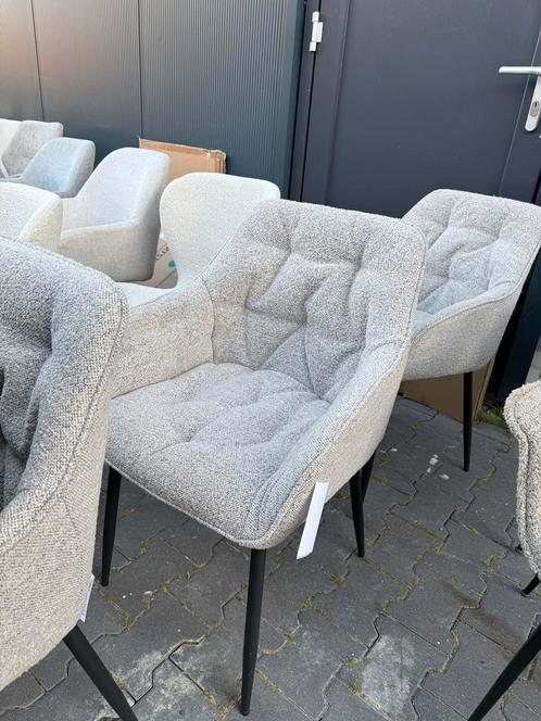 Grijs beige eetkamer stoelen 4 stuks, Huis en Inrichting, Stoelen, Zo goed als nieuw, Vijf, Zes of meer stoelen, Overige kleuren